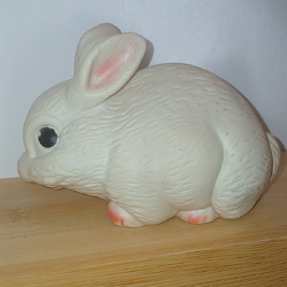 Vintage 1960's Ashland Company Bunny/Rabbit Toy Squeaks